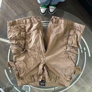 Men's Brown Cargo Shorts - Casual Utility Style